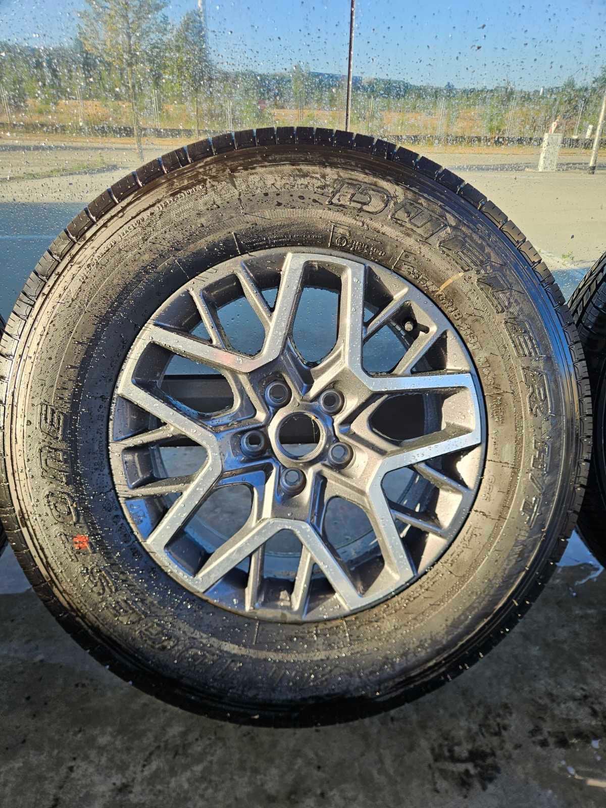 Nieuwe banden met velgen 255/70/R18 van Jeep Wrangler, Neuf, Pneus et Jantes, 255 mm, Véhicule de tourisme