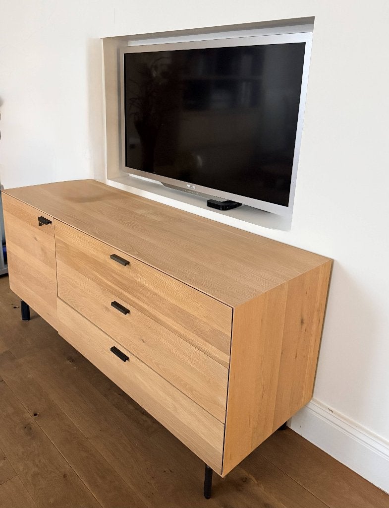 TV meubel of dressoir eik, Ophalen, 100 tot 150 cm, Eikenhout, Zo goed als nieuw