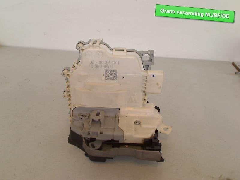 PORTIERSLOT RECHTS VOOR Audi A3 Sportback (8VA / 8VF), Info@audi.de, Audi, Audi AG, Voor
