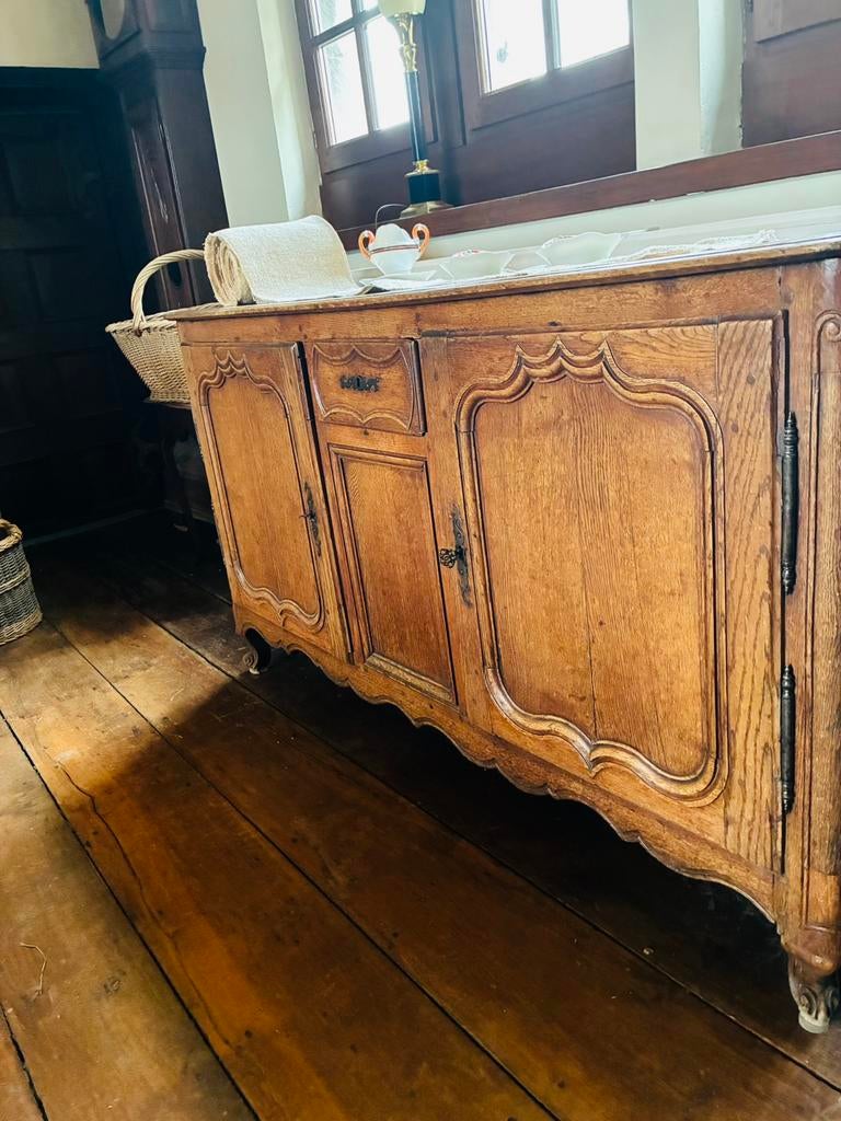 Antieke Franse  Dressoir, Ophalen