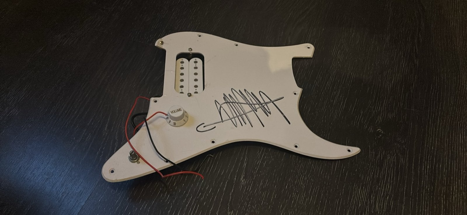 Gesigneerd gitaarstuk GOLDBAND door BOAZ, Musique & Instruments, Instruments | Pièces, Enlèvement, Comme neuf