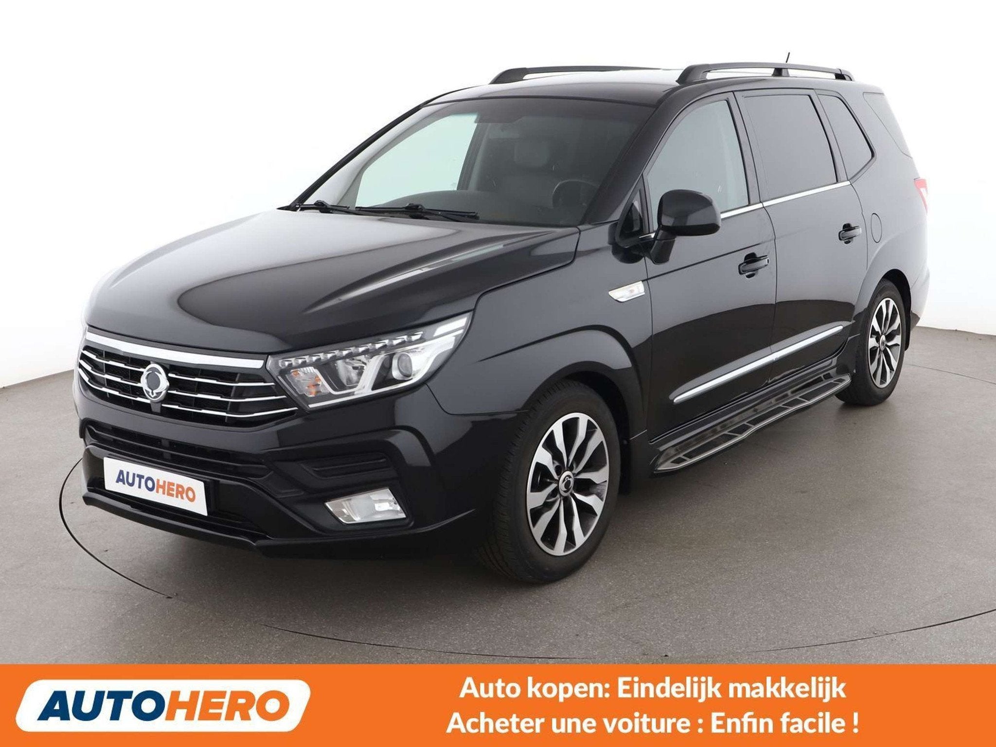SsangYong Rodius 2.2 TD Quartz 2WD, Autos, Cuir, 2157 cm³, https://public.car-pass.be/vhr/24b2711e-41dd-4756-b4a0-02af8ad59c14