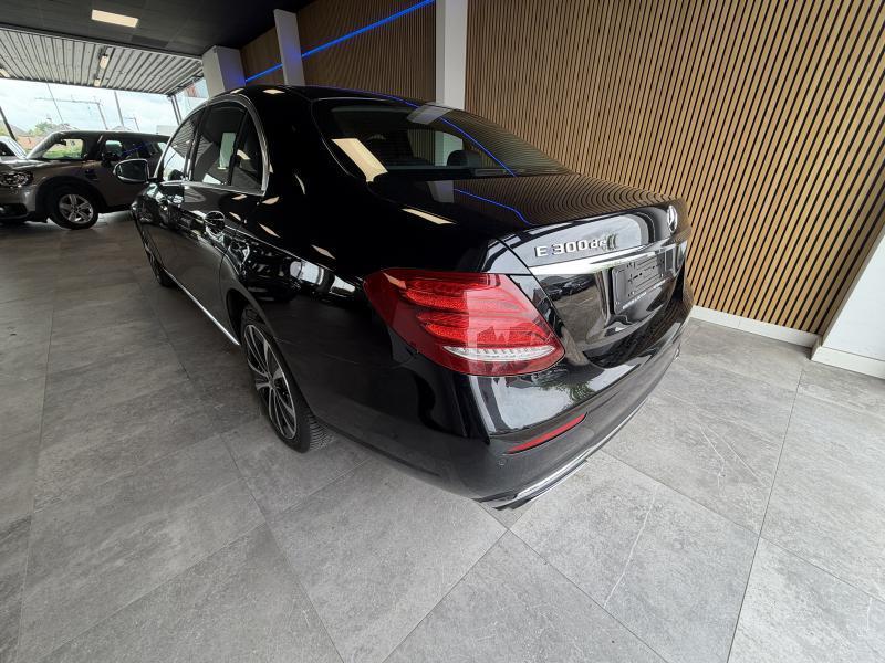 Mercedes-Benz E 300 de Hybrid business solutions 360 camer, Auto's, Mercedes-Benz, Automaat, USB, 143 kW, Bedrijf
