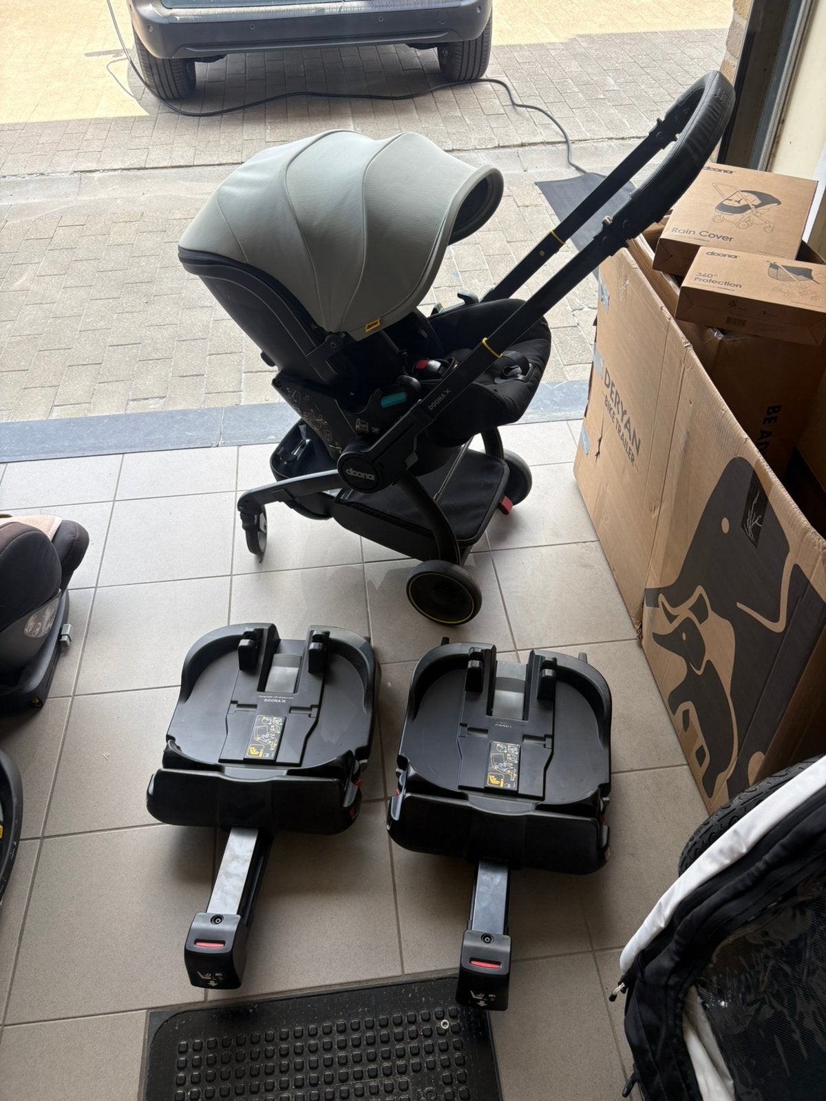 Doona X Nieuwstaat!, Ophalen, Zo goed als nieuw, Kinderwagen, Overige merken