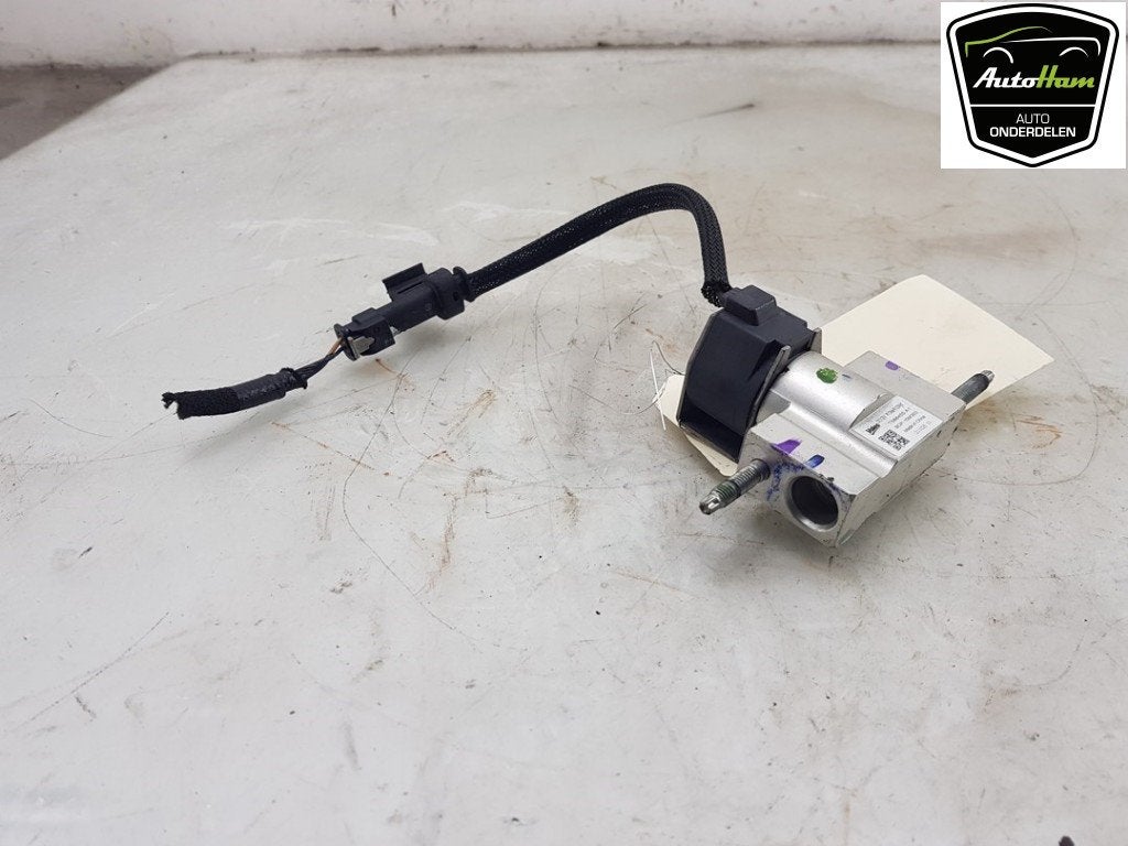 DIVERS 208 II (UB / UH / UP) (|9843975180|T588455A1|), Kontakt-peugeot@peugeot.com, Utilisé, Peugeot Deutschland GmbH, Bahnhofsplatz
65423  Rüsselsheim, DE