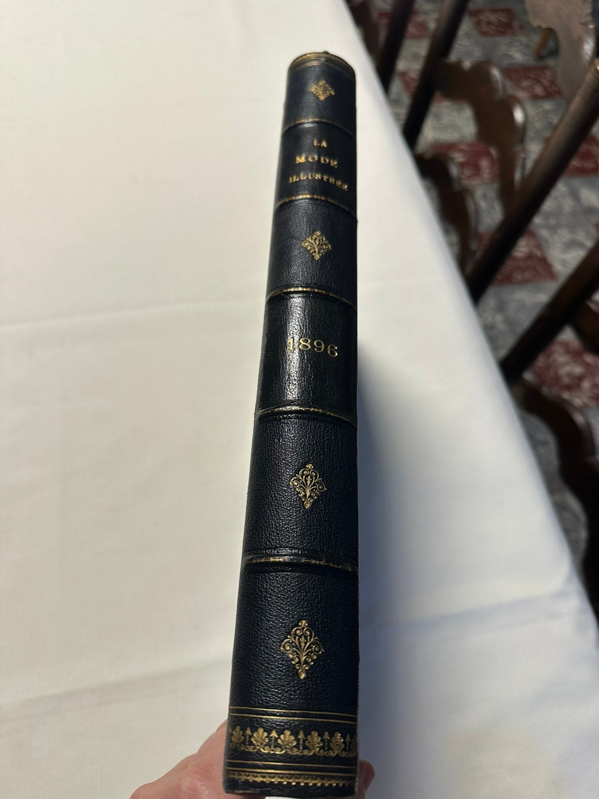 Livre ancien, LA MODE ILLUSTRÉE 1896 + Gravures couleurs, Enlèvement