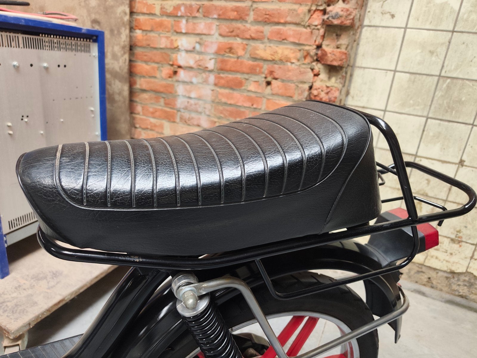 selle personnalisée honda, Enlèvement, Selle