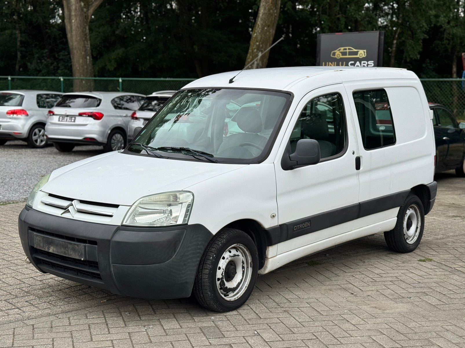 CITROEN BERLINGO 2007 1.9 DIESEL, Bluetooth, Stof, Zwart, 4 cilinders