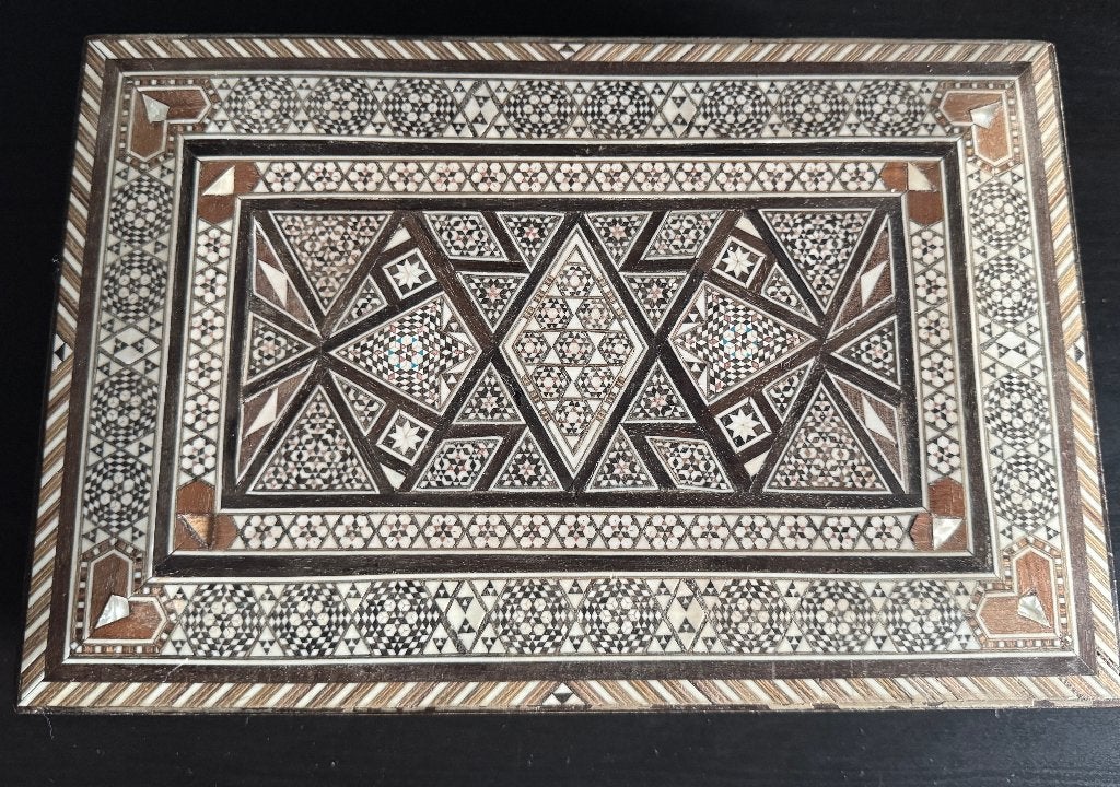 Oude Syrische doos in parelmoer en kostbaar hout, Antiek en Kunst, Hout, Handgemaakt, Doos, Ophalen of Verzenden
