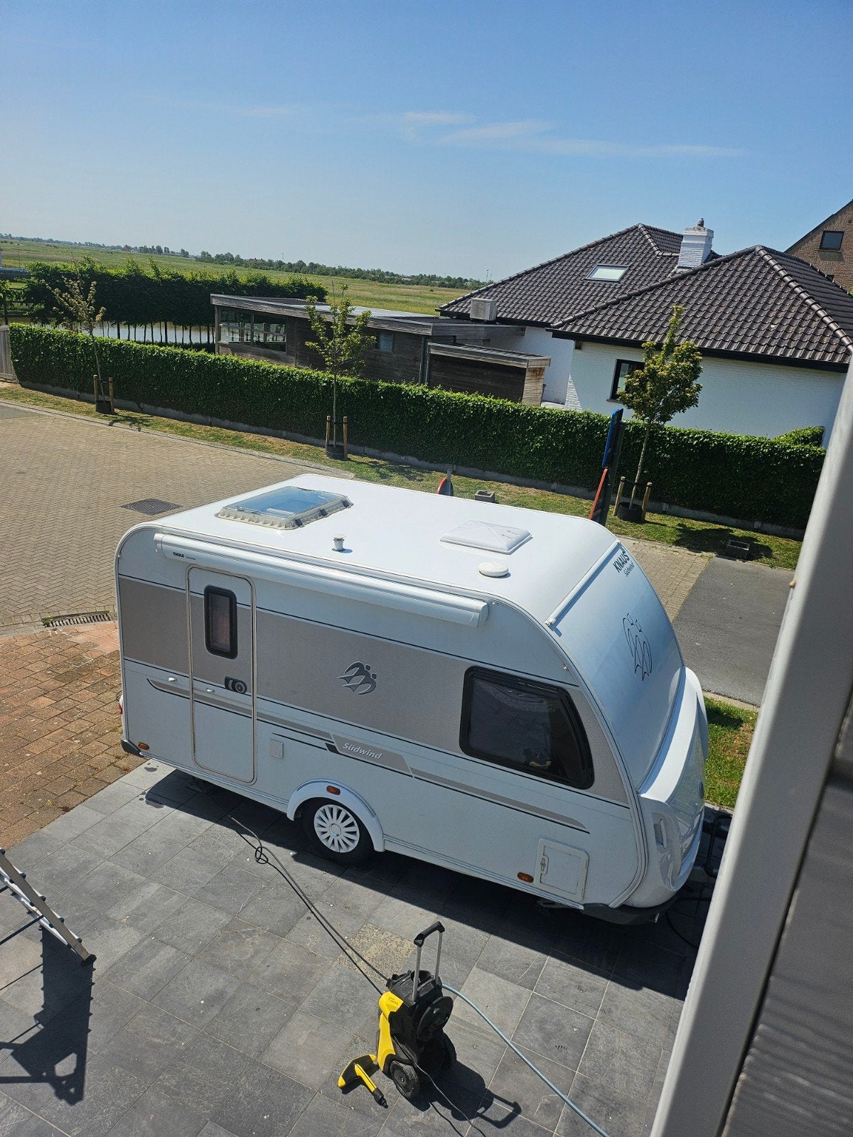 Knaus sudwind 400, Particulier, Knaus, Roue de secours, Siège de train