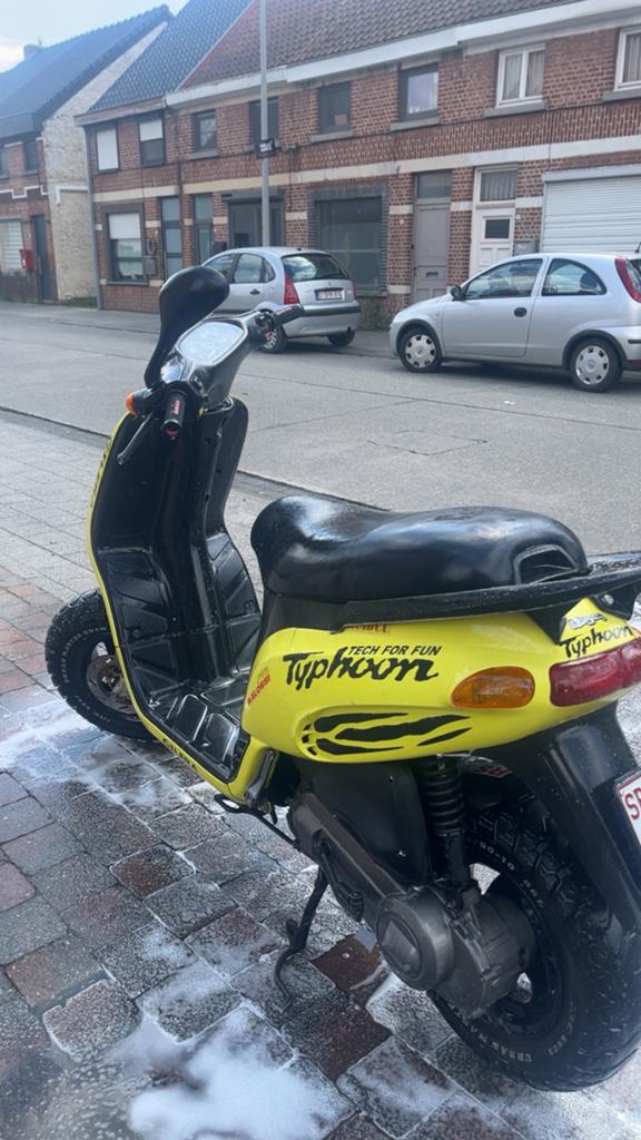 Typhoon 50cc, Fietsen en Brommers, Ophalen, Zo goed als nieuw
