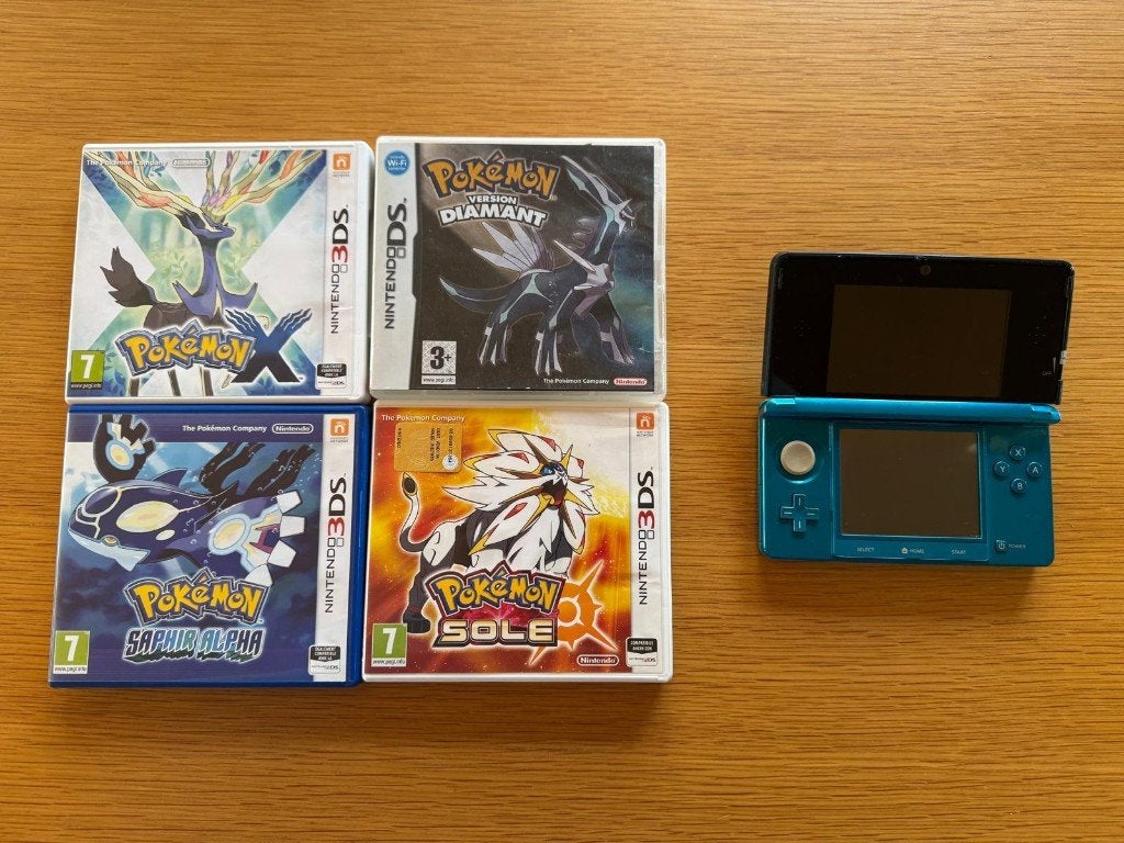 Bundel Nintendo 3DS + Pokémon spellen (ook apart mogelijk), Games en Spelcomputers, Ophalen of Verzenden, Gebruikt