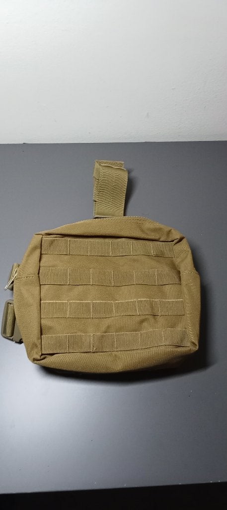 Leg panel molle camo tan airsoft, Ophalen of Verzenden, Zo goed als nieuw