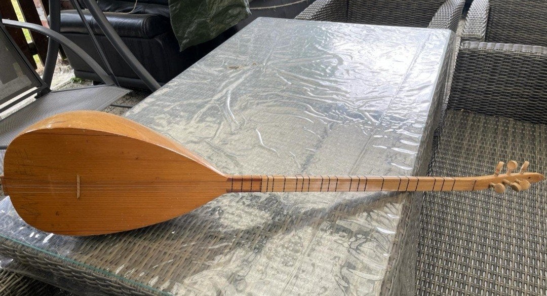 magnifique et authentique Saz turc (Bağlama), Enlèvement, Utilisé