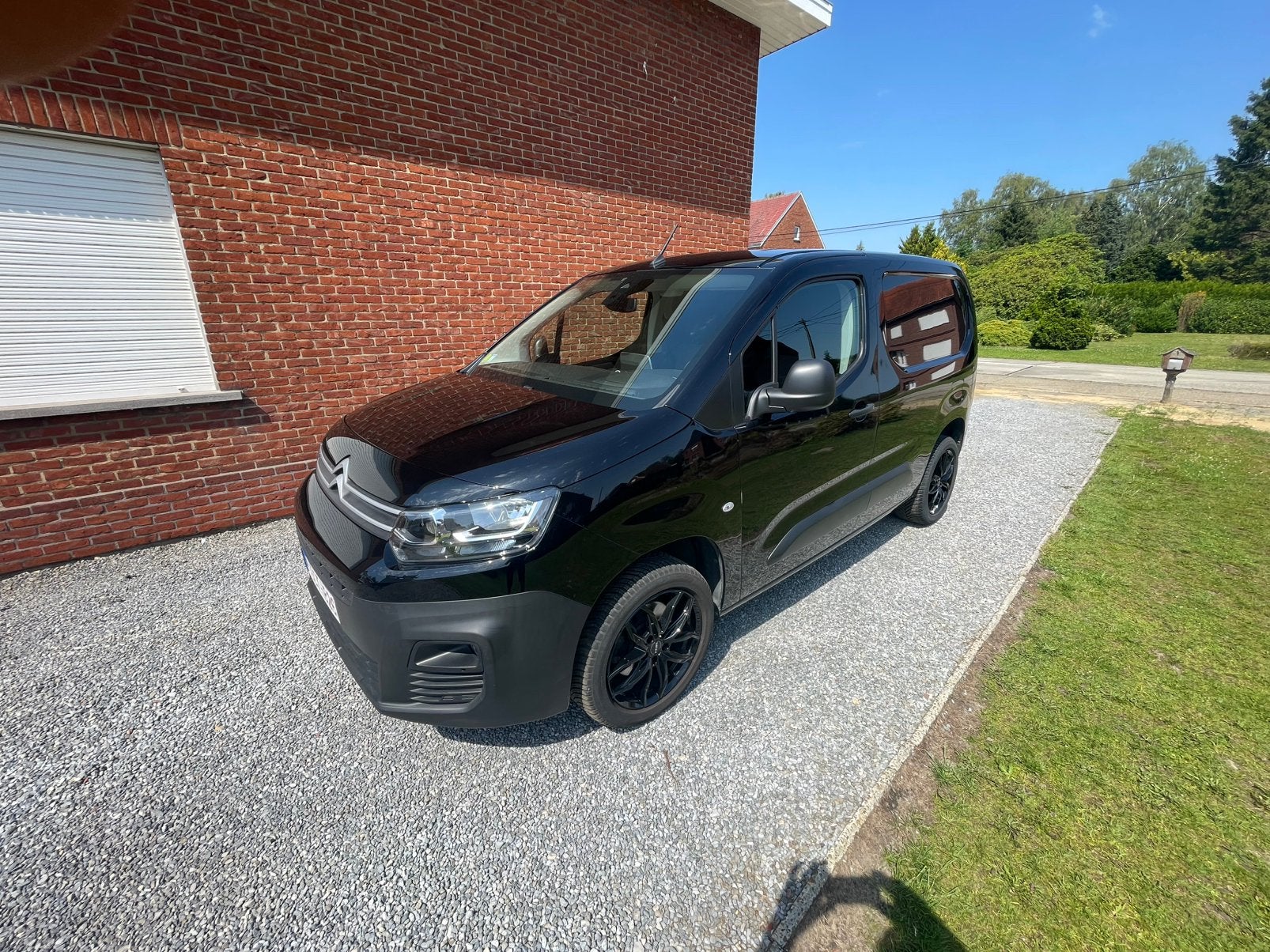 Citroën berlingo 130 pk automaat zwart, lichte vracht, 4 deurs, Stof, 4 cilinders, Citroën