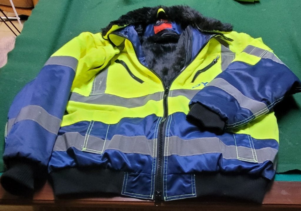 3 Veiligheidsjassen en 1 body + broek (zgan), Ophalen, Zo goed als nieuw