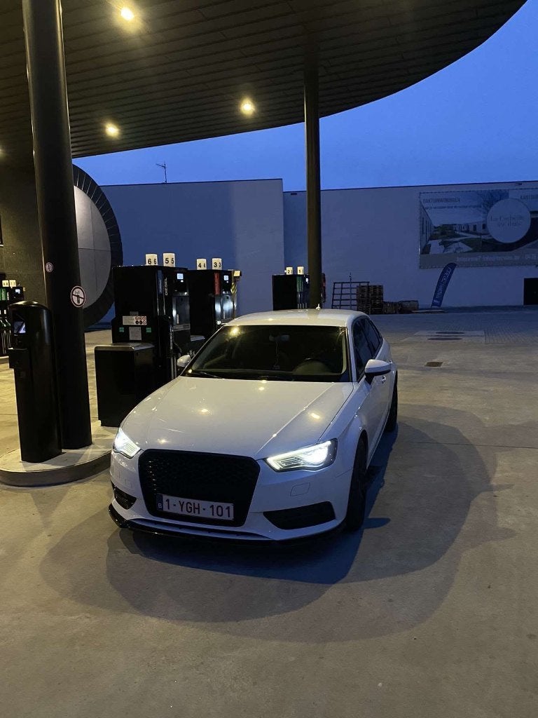 Audi A3 1.6 TDI, Autos, Audi, Particulier, A3, Phares Bi-Xénon, Diesel, Euro 6, 5 portes, Boîte manuelle, Blanc, Autres couleurs