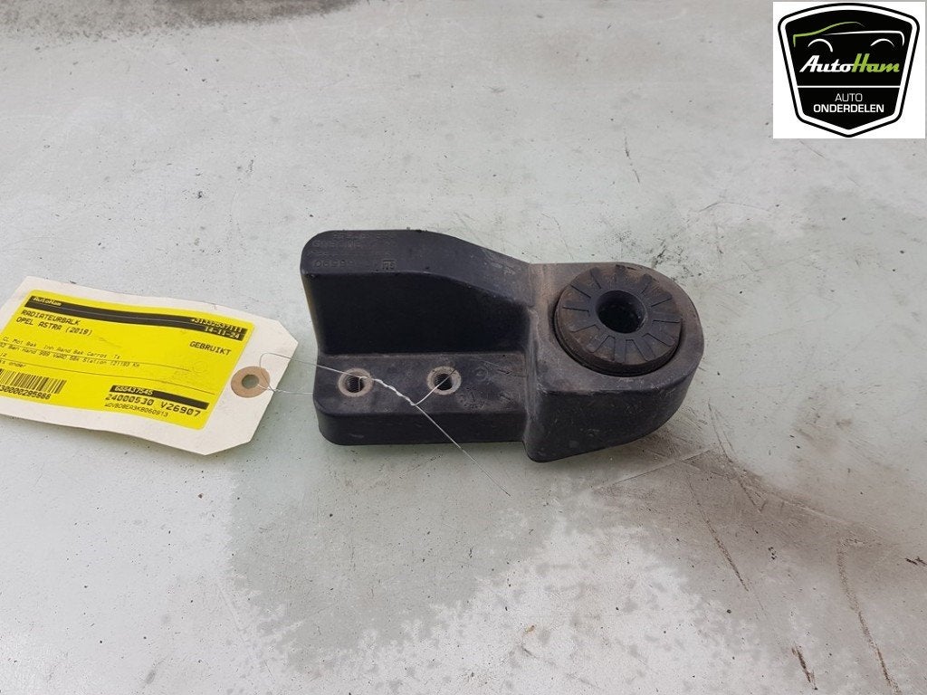 RADIATEURBALK Opel Astra K Sports Tourer (|13466590|), Gebruikt, Opel