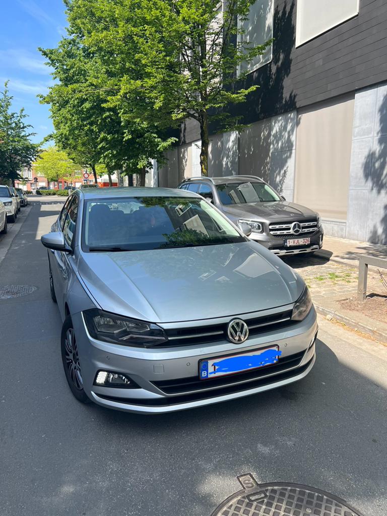 VW Polo/TSI/2018/72000 km/EURO6/Option complète, Autos, Volkswagen, Argent ou Gris, Achat, Euro 6, Noir