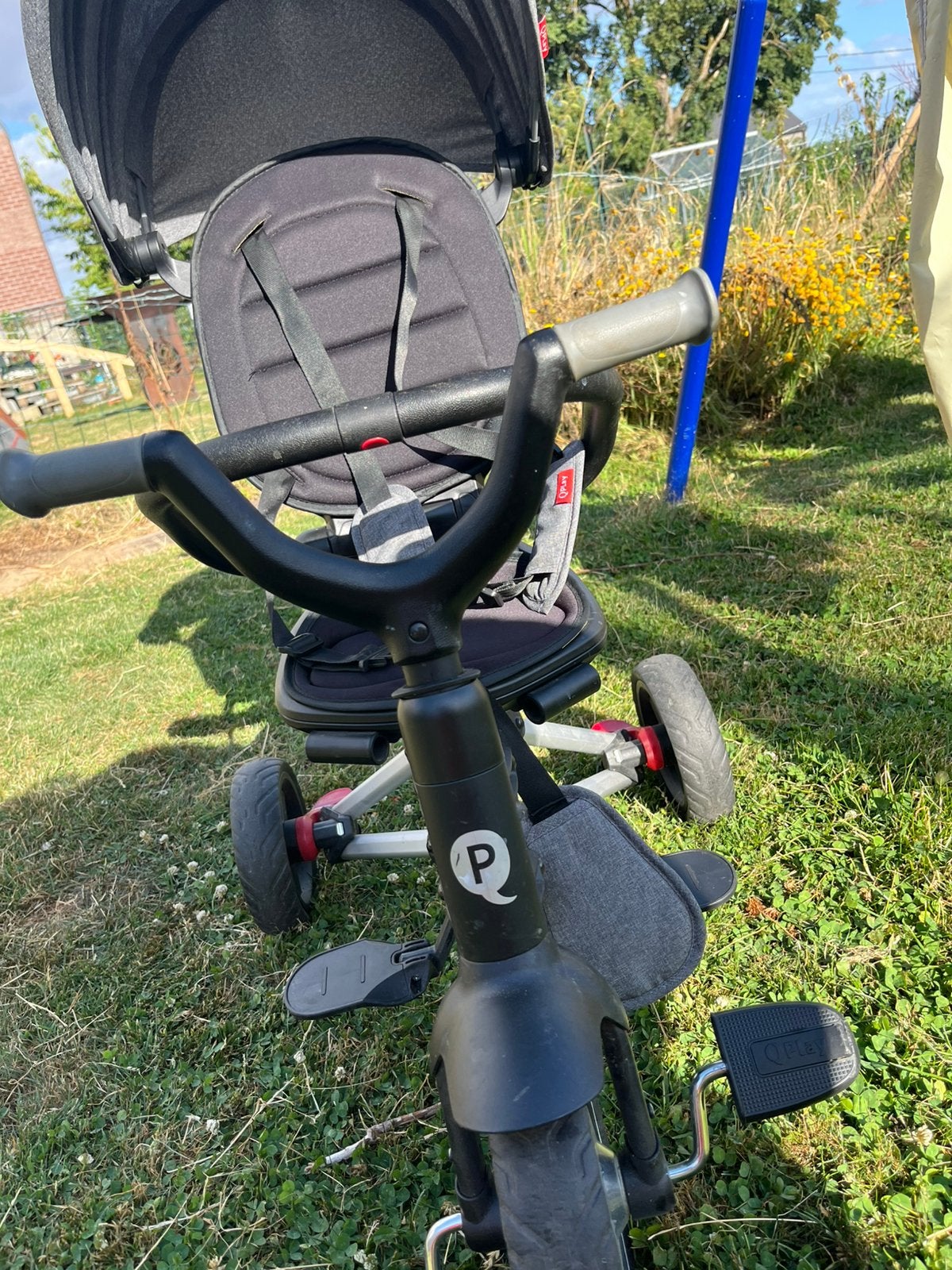 Velo tricycle qplay, Enlèvement, Comme neuf
