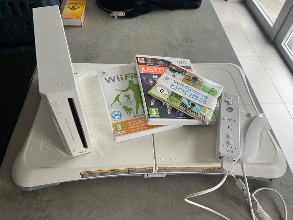 Wii-spelconsole, Consoles de jeu & Jeux vidéo, Enlèvement, Utilisé, Avec 1 manette, Avec jeux