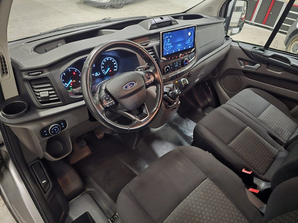 Ford Transit Custom 300 | L2H1 | Trekhaak 2800kg | Nieuwe DB, Voorwielaandrijving, Zwart, 4 cilinders, 1991 kg