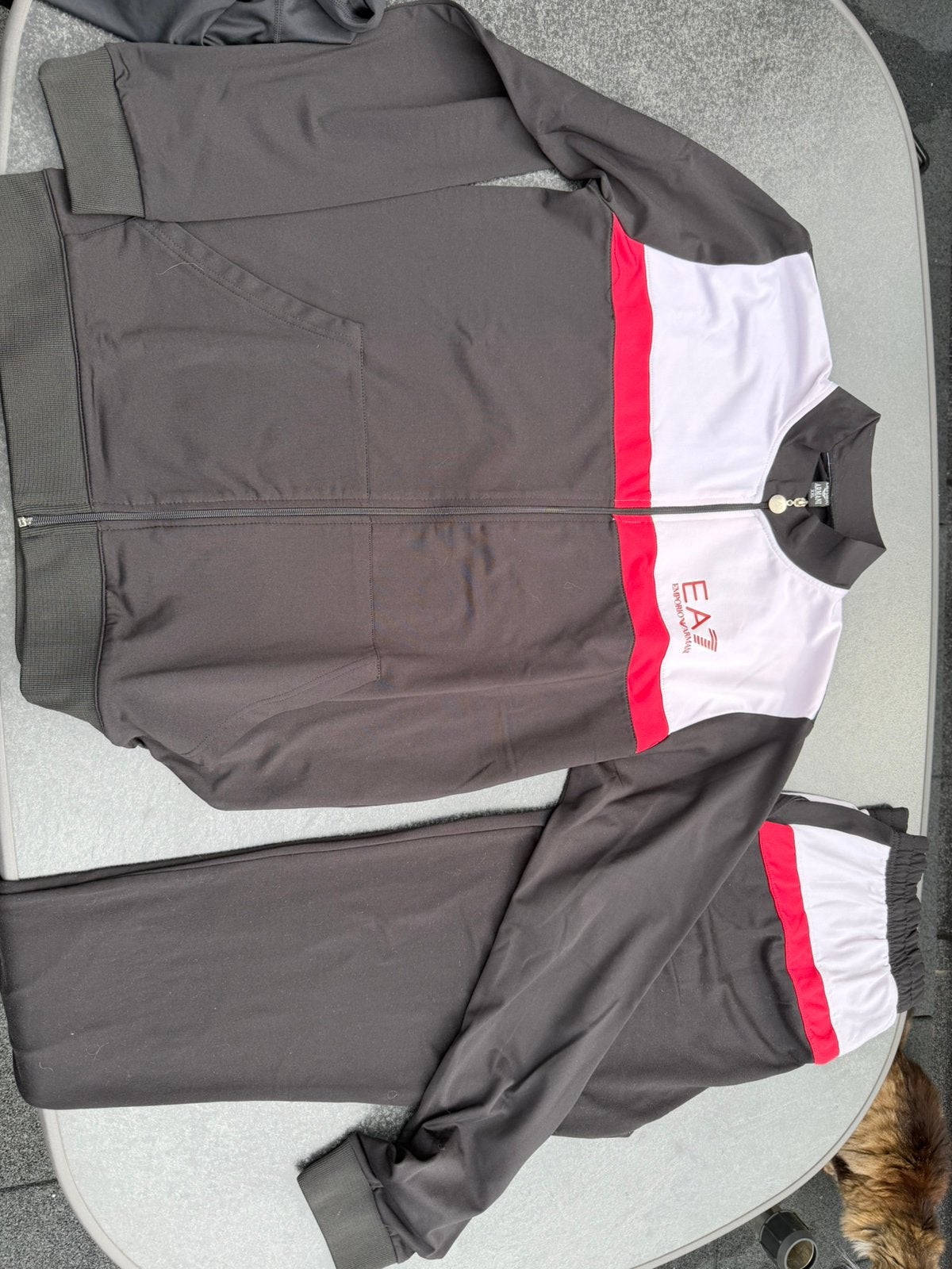 Armani training XXL, Vêtements | Hommes, Grandes tailles, Enlèvement, Comme neuf