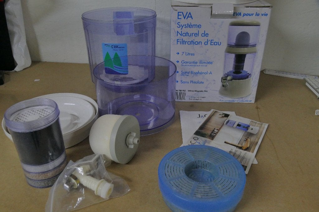 Zwaartekrachtfilter water EVA fontein 7L, Ophalen of Verzenden, Gebruikt, Overige typen