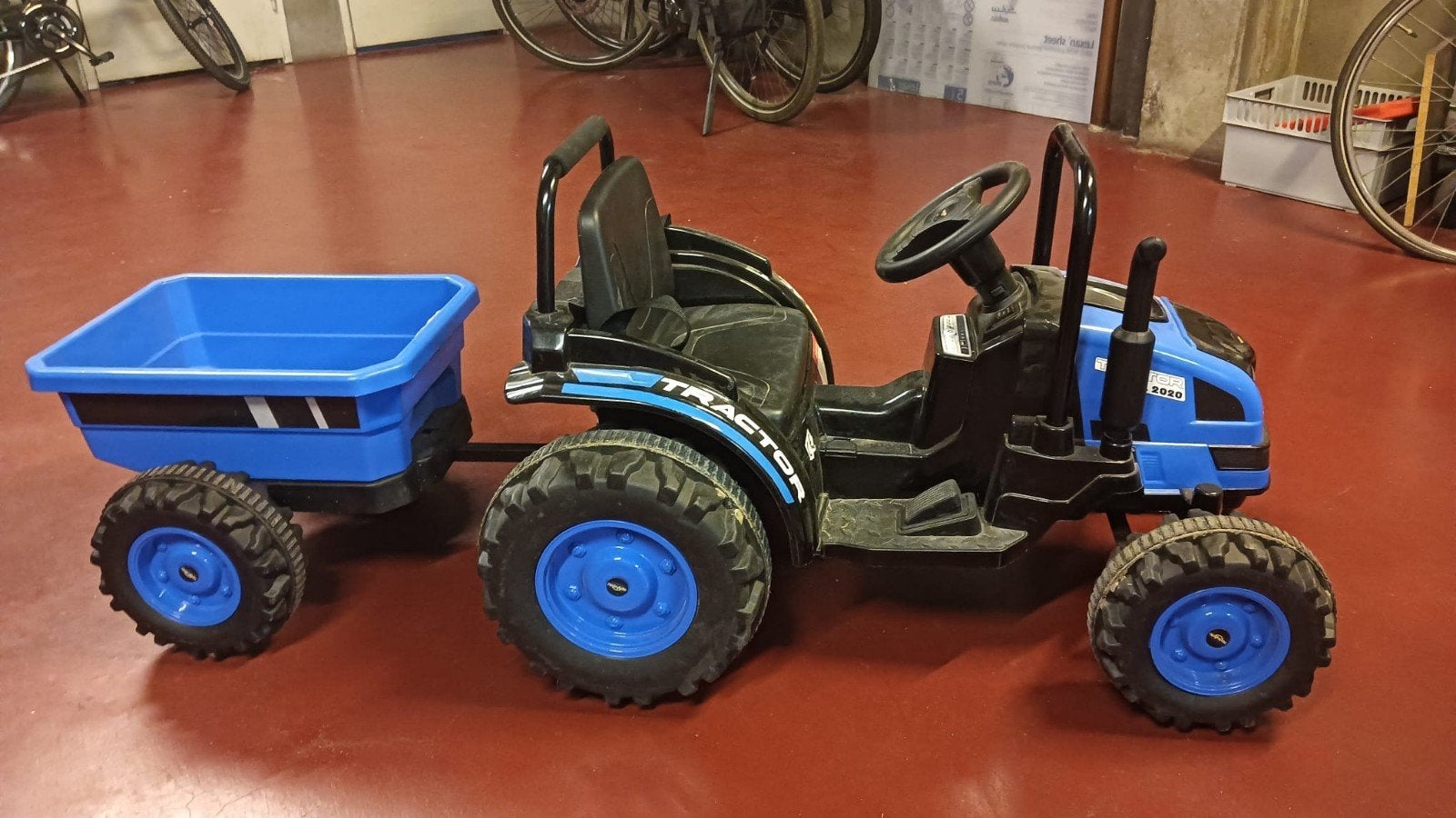 Traktor met aanhangwagen, Enlèvement