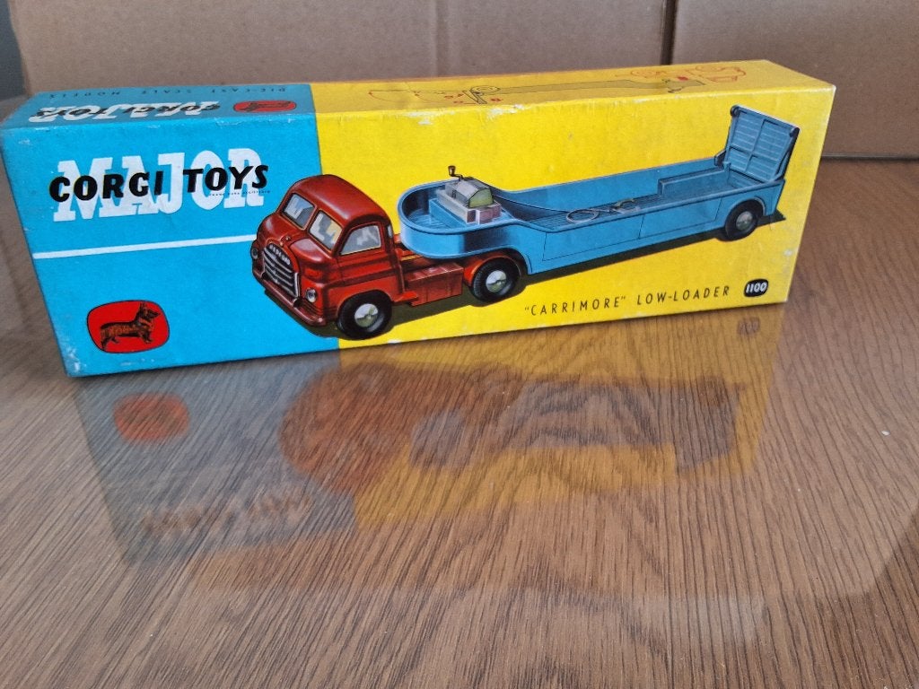 vrachtwagen dieplader corgi-toys 1100, Hobby en Vrije tijd, Ophalen of Verzenden, Zo goed als nieuw, Bus of Vrachtwagen, Corgi