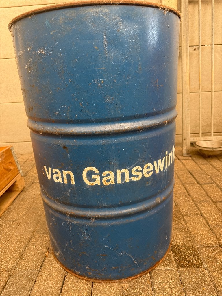Ijzeren olievaten, Ophalen, Gebruikt