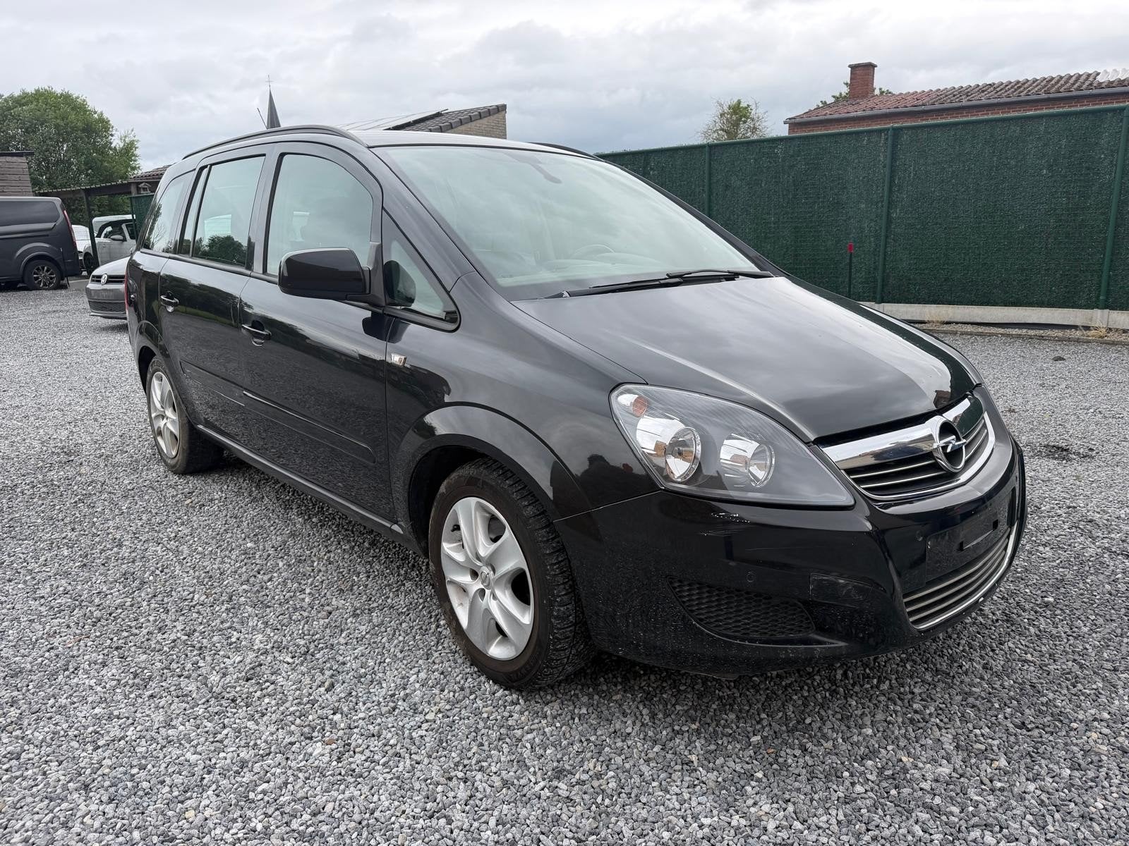 OPEL ZAFIRA 1.7 CDTI EURO5, Autos, Opel, Particulier, Zafira, ABS, Phares directionnels, Régulateur de distance, Airbags, Alarme