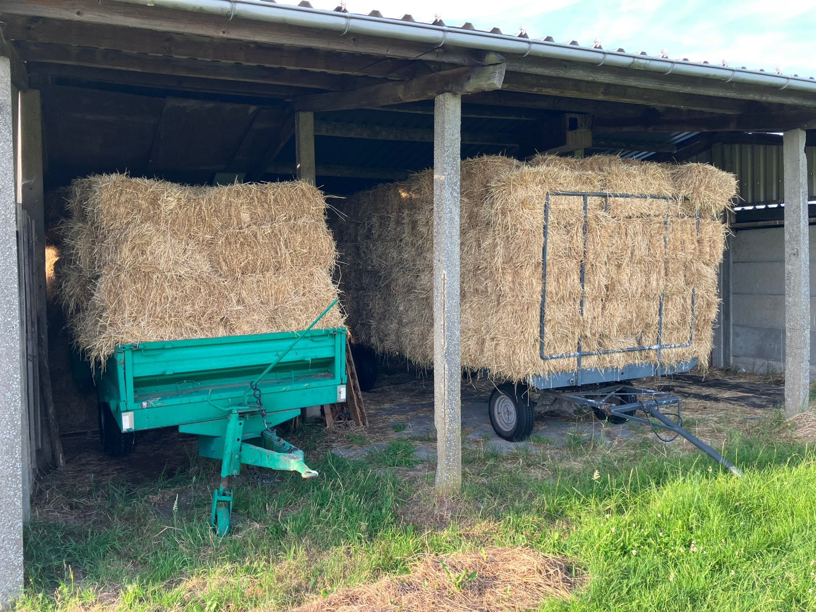 Kleine pakjes hooi en grote pakjes hooi, Enlèvement