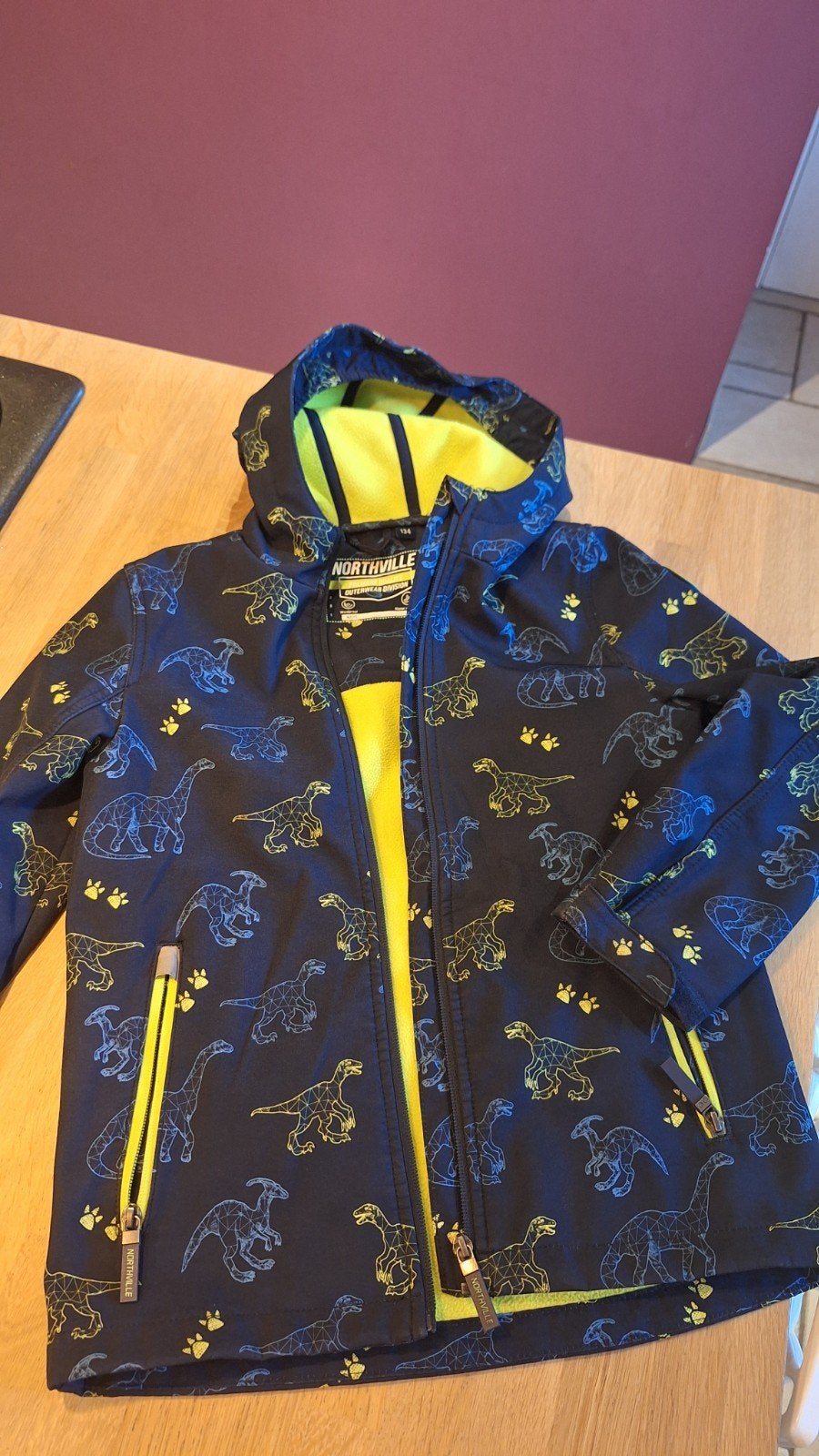 Veste softshell à capuche Taille 134 (8-9 ans)Taille 134 (8-, Ophalen