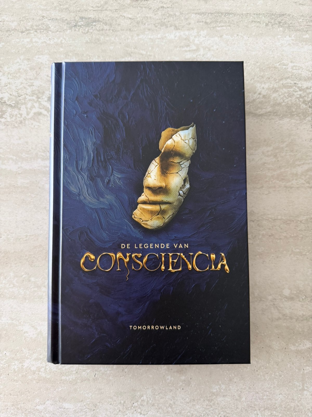 Tomorrowland collectors item, Boeken, Ophalen, Zo goed als nieuw