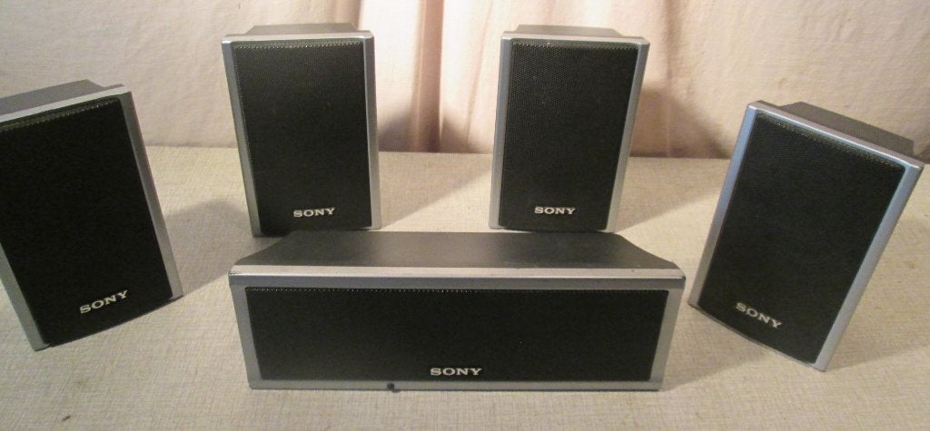 Système de haut-parleurs Prima à 5 pièces - Sony, TV, Hi-fi & Vidéo, Moins de 60 watts, Enlèvement ou Envoi, Comme neuf, Sony