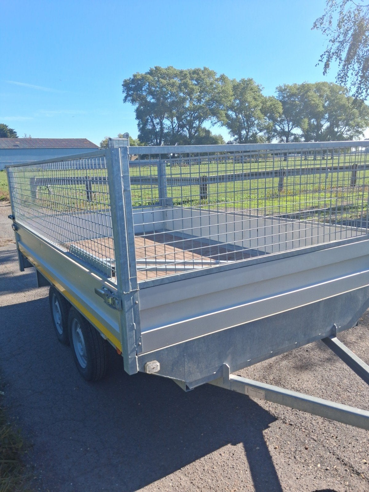Aanhangwagen 750kg plateau 3m10 x 1m85 met loofnetten!, Ophalen, Zo goed als nieuw