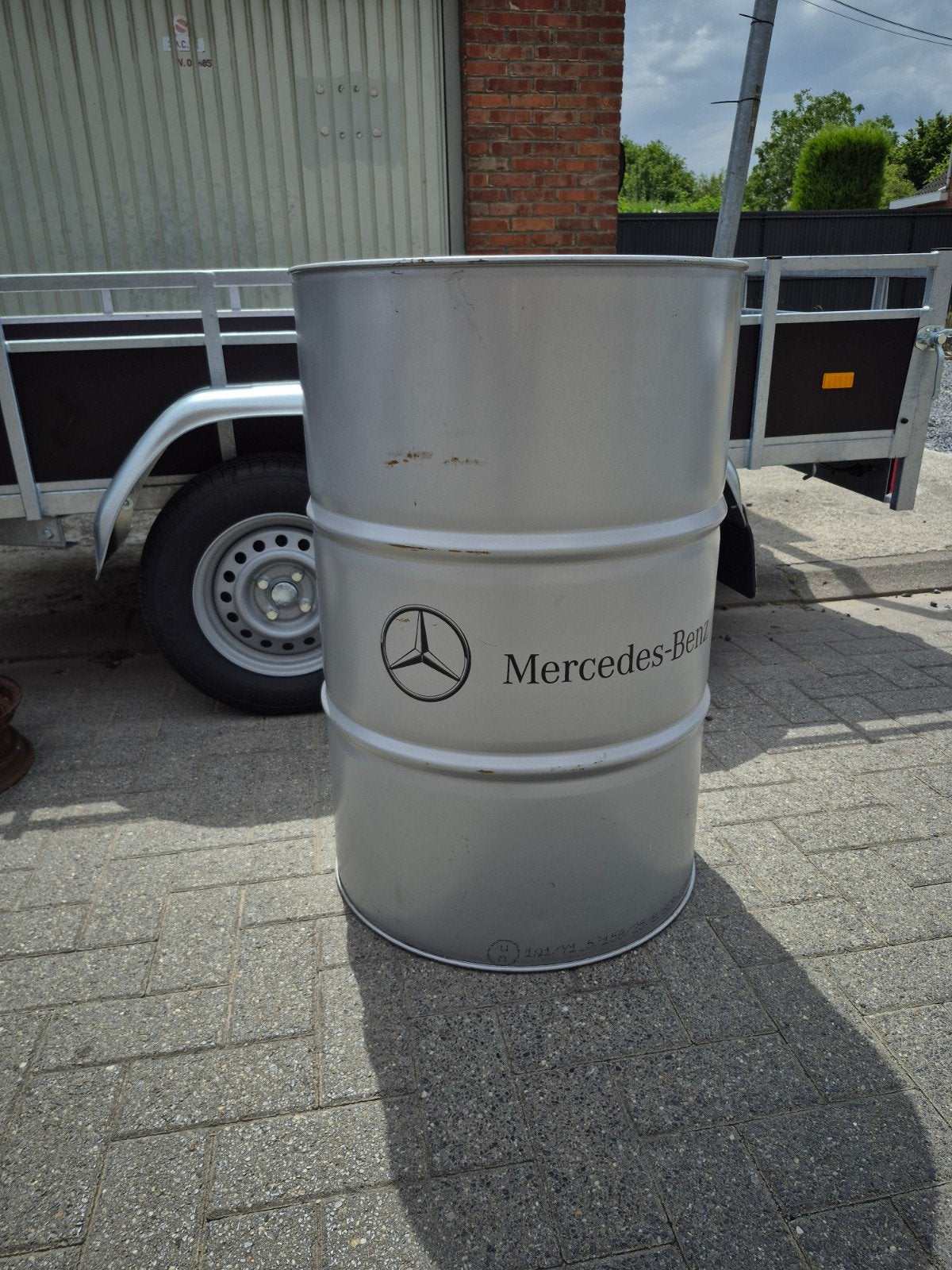 fut Mercedes, Collections, Enlèvement