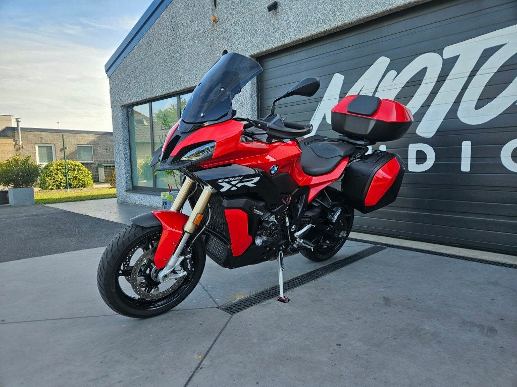 BMW S1000XR - 2024 - 5750km, Motoren, Motoren | BMW, Occasion, Handvatverwarming, 4 cilinders, Motorrijbewijs A