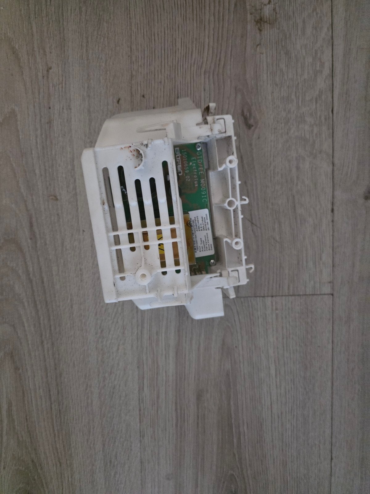 Originele inverter module, Enlèvement