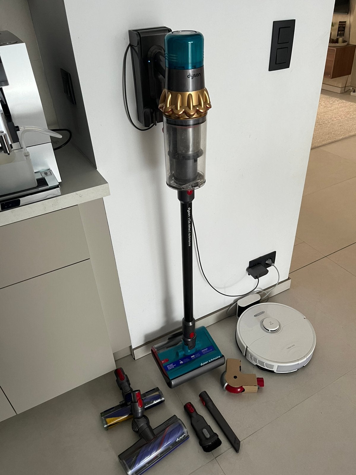 Vend dyson v15s submarine complete, Electroménager, Enlèvement, Comme neuf, Dyson