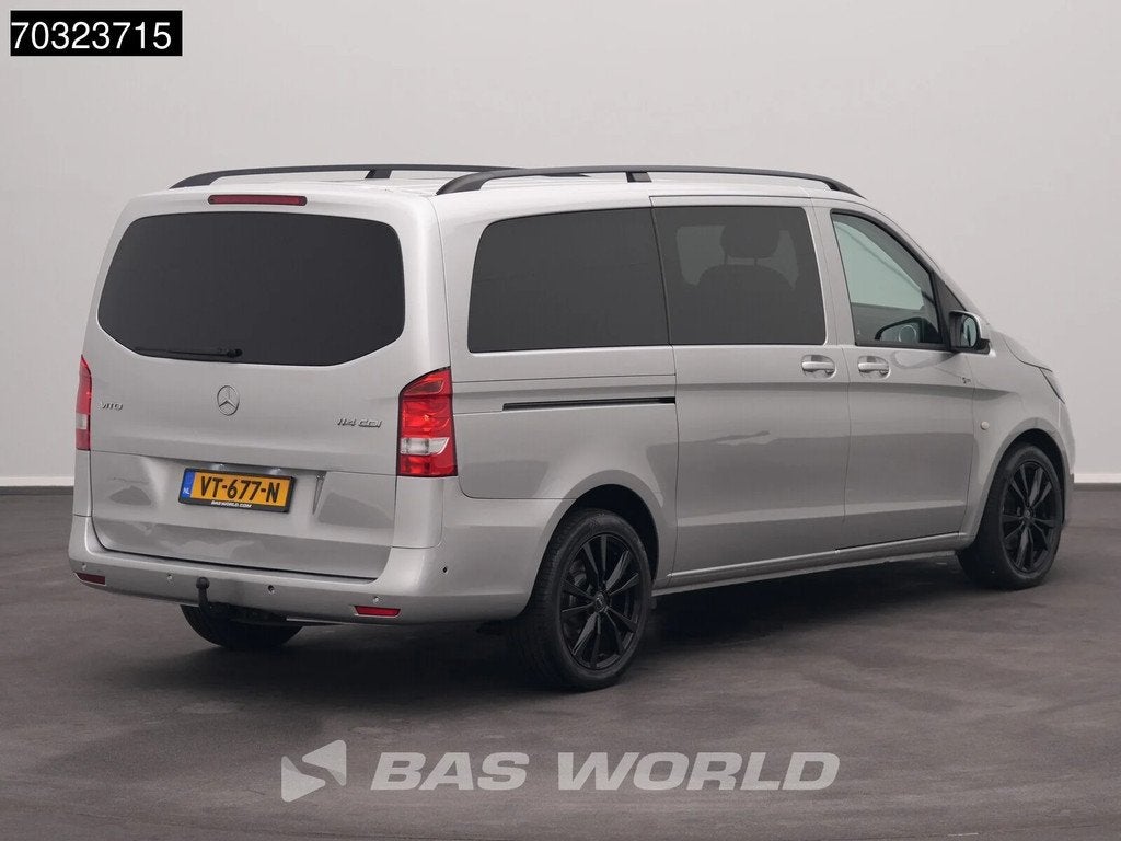 Mercedes Vito 114 Automaat Dubbel Cabine L2H1 Trekhaak Airco, Auto's, Bestelwagens en Lichte vracht, Euro 5, Stof, Gebruikt, 4 cilinders