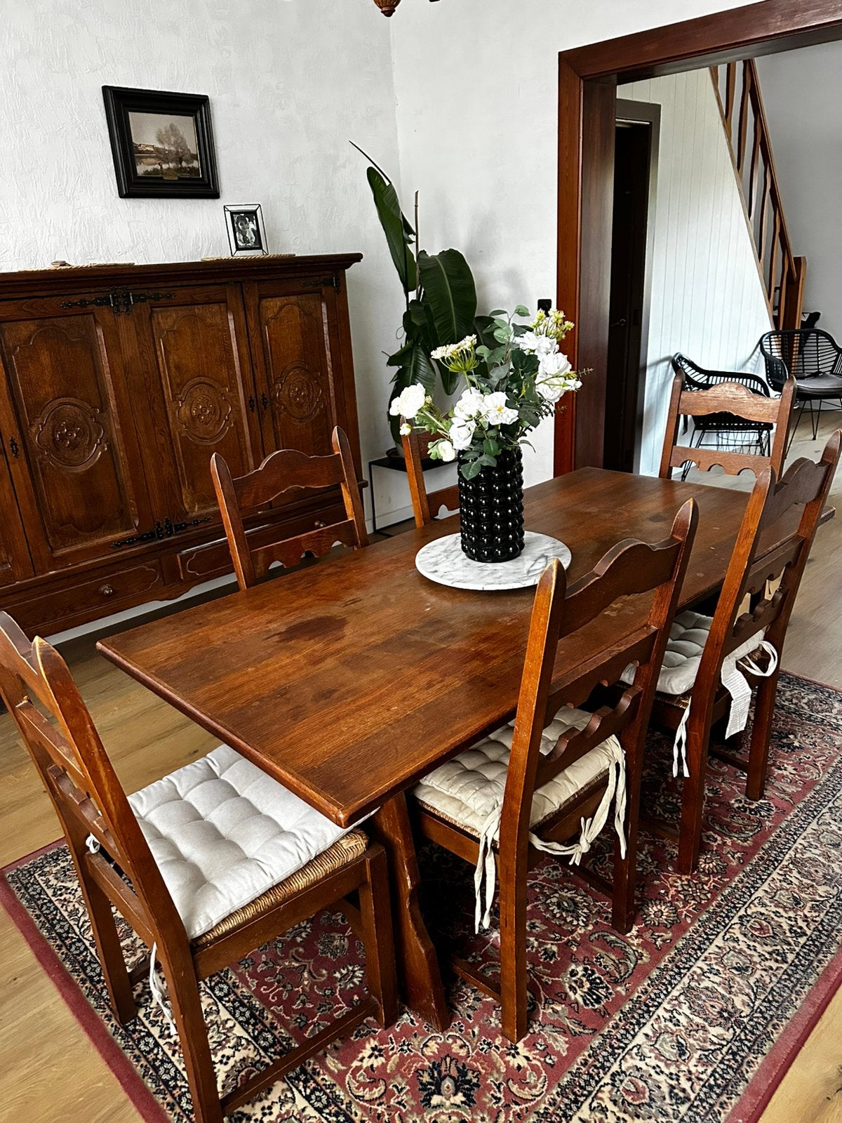 Table à manger en bois massif avec 6chaises—Couleur bois bru, 150 à 200 cm, Cinq personnes ou plus, Enlèvement, Chêne