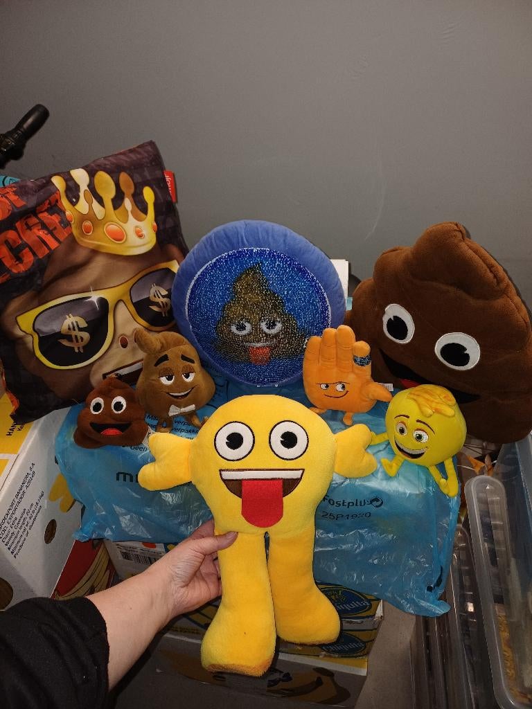 Emoji kussens en knuffels, Ophalen of Verzenden