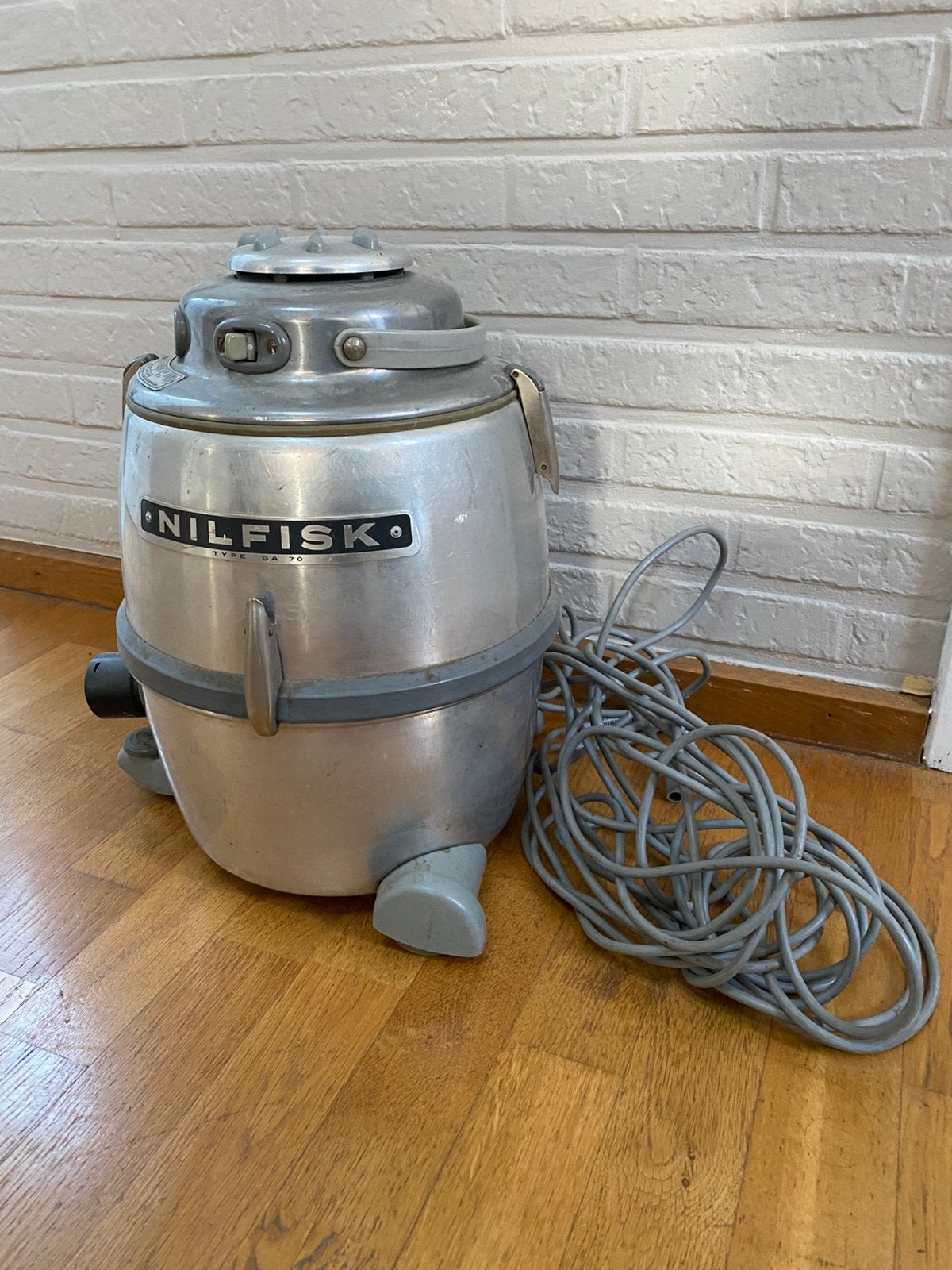 Nilfisk retro stofzuiger, Ophalen, Gebruikt