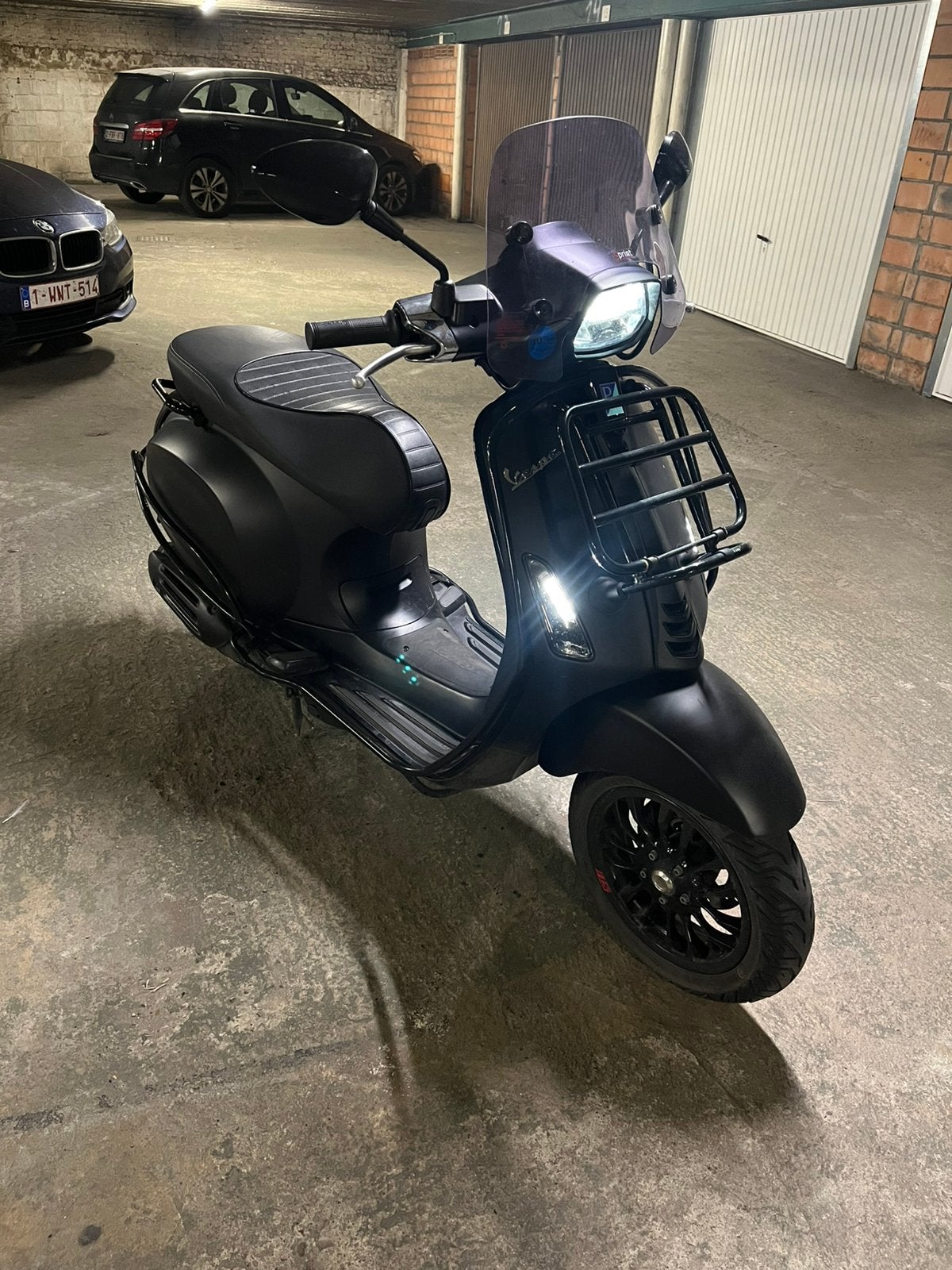 Vespa sprint, Fietsen en Brommers, Scooters | Vespa, Ophalen, Zo goed als nieuw