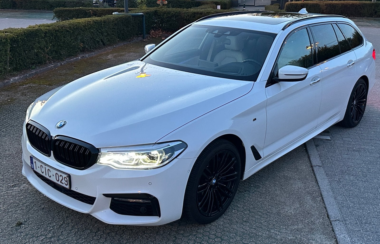 Pack sport Bmw 530d Xdrive Touring M, Autos, Cuir, Euro 6, 5 portes, 6 cylindres