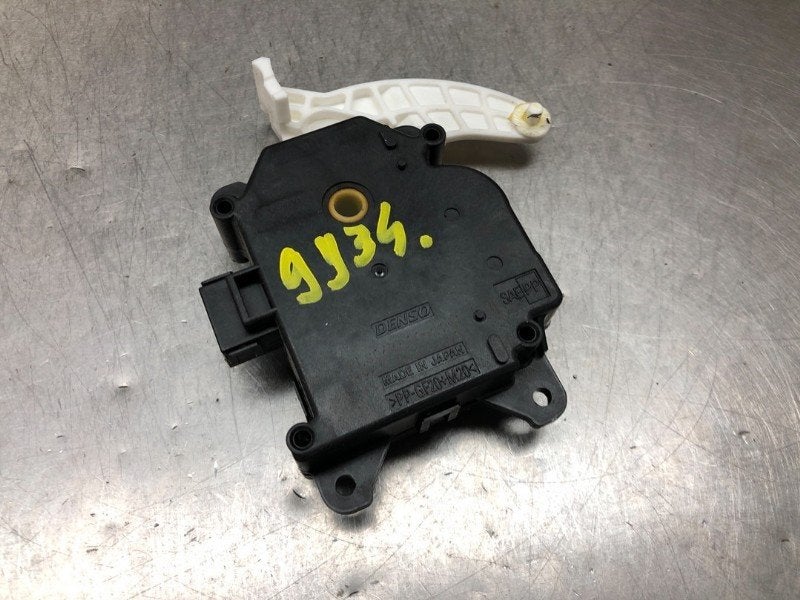 ACTIONNEUR MOTEUR VOLET CHAUFFAGE Toyota RAV4 (A4), Utilisé, Toyota