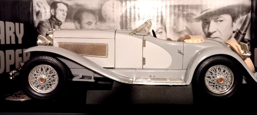 1/18 Duesenberg SJ Roadster Gary Cooper's 1935 ERTL Classics, Ophalen of Verzenden, Zo goed als nieuw, Auto, ERTL