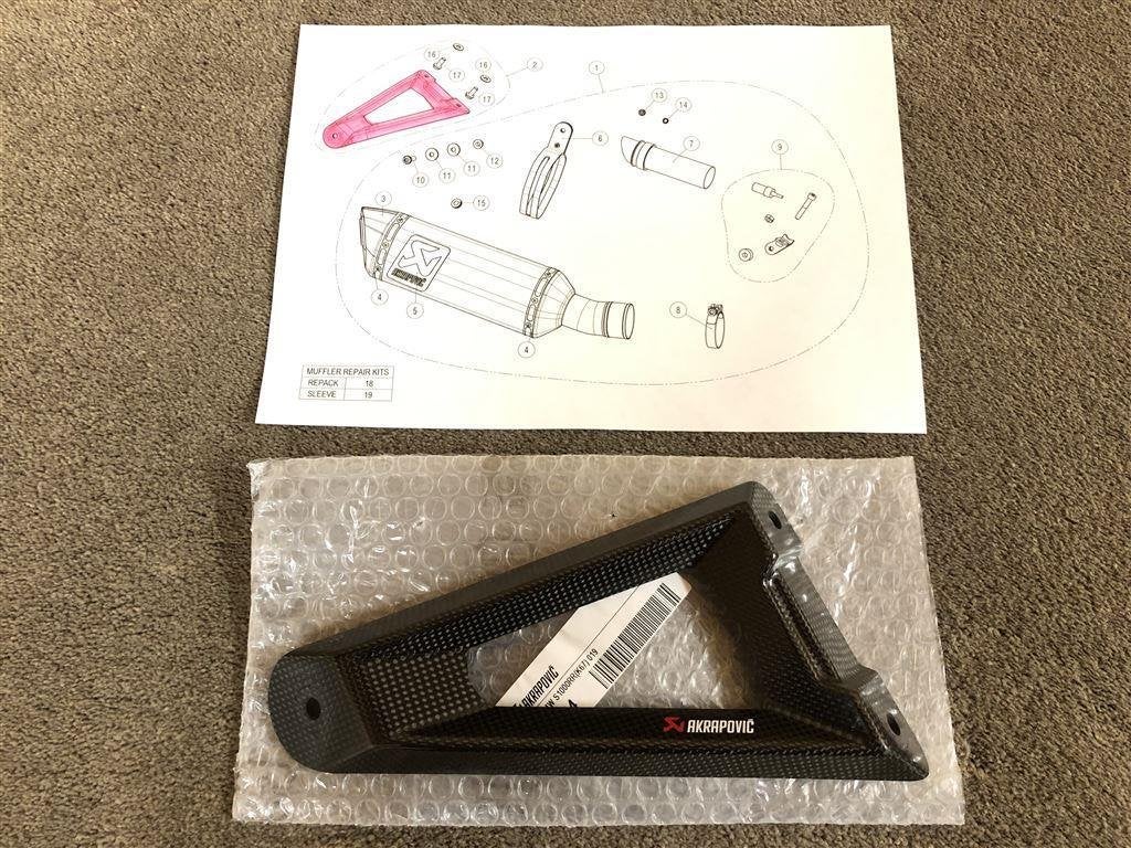 Akrapovic carbon uitlaatbeugel BMW S1000RR M1000RR 2019-2023, Envoi, Neuf